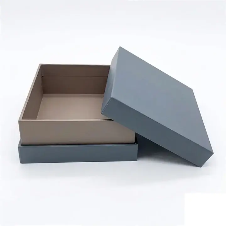 Deep telescope rigid box with extended lid coverage