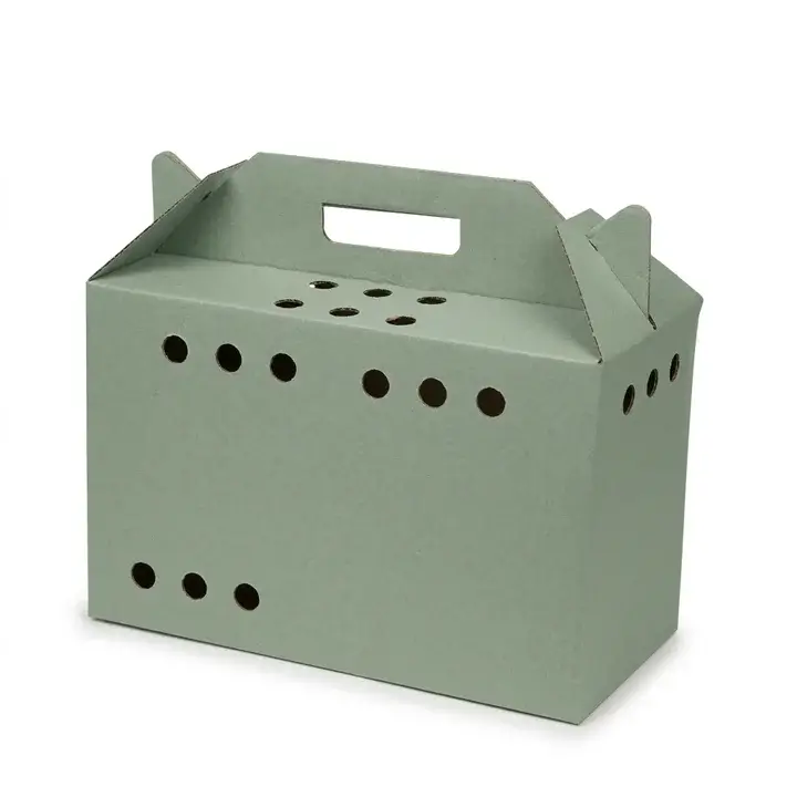 Cardboard pet carrier with handle for safe and comfortable travel